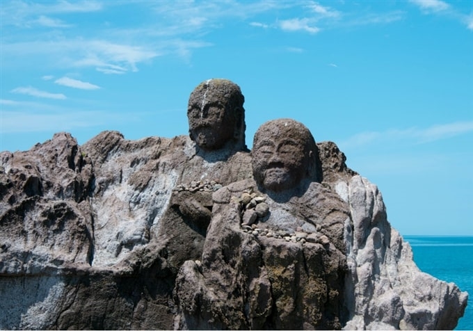 Juroku-rakan iwa (Buddhist Carvings), Yamagata, Tohoku, Japan