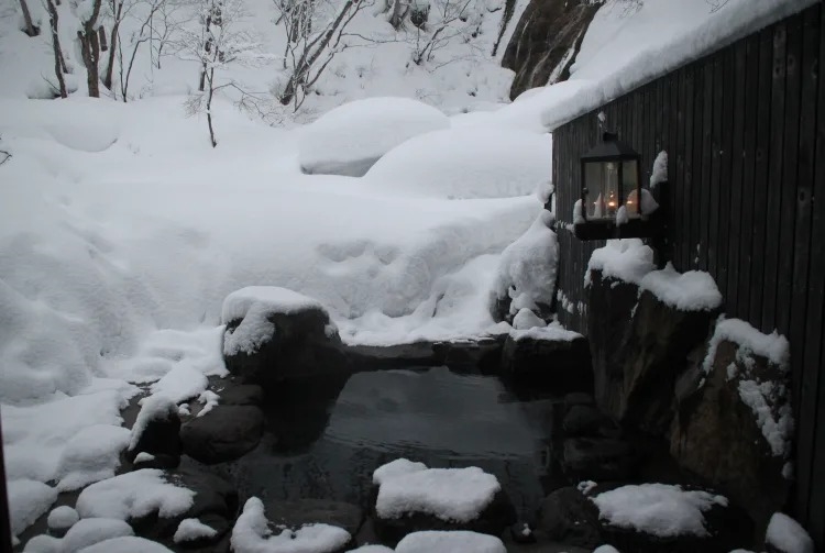 Suối nước nóng Aoni, Aomori, Tohoku, Nhật Bản