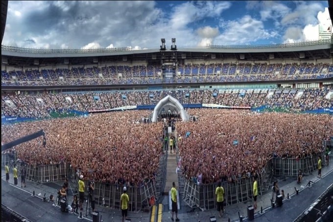 Lễ hội Âm nhạc Mùa hè Summer Sonic (Tokyo), Chiba, Kanto, Nhật Bản Lễ hội Âm nhạc Mùa hè Summer Sonic (Tokyo), Chiba, Kanto, Nhật Bản