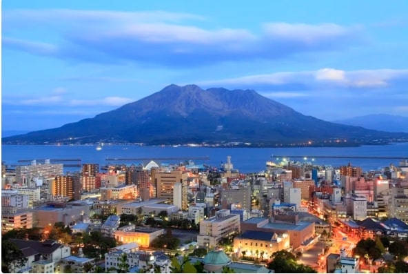 Kagoshima – điểm cực nam của Kyush