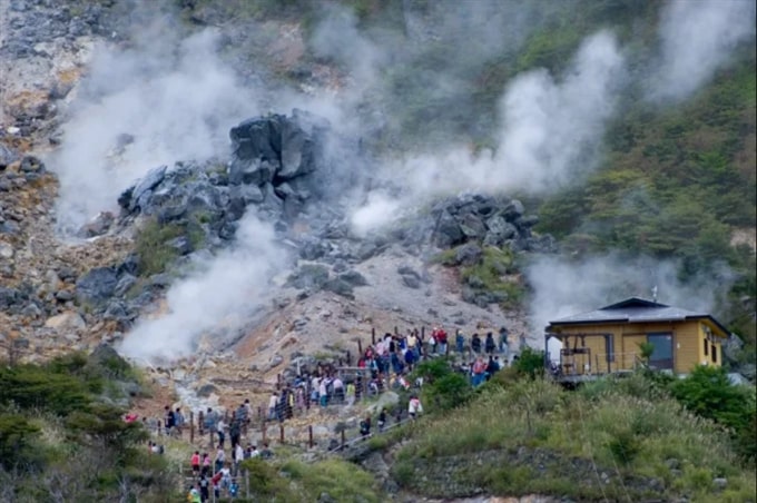Ghé thăm thung lũng núi lửa
