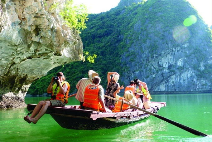 Tour du lịch  Hạ Long – Cát Bà – Đảo Khỉ – Việt Hải