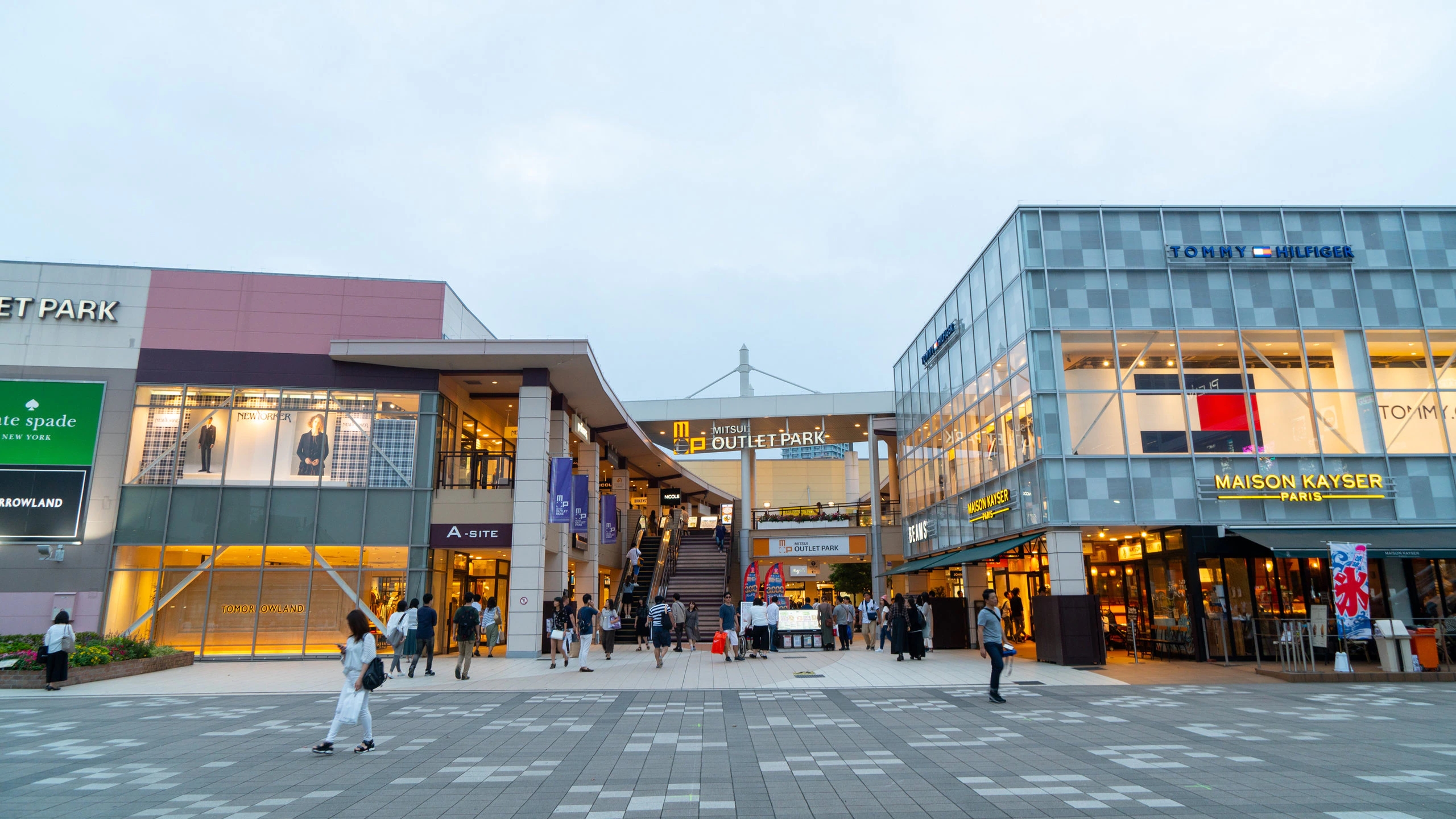 Mitsui Outlet Park Makuhari