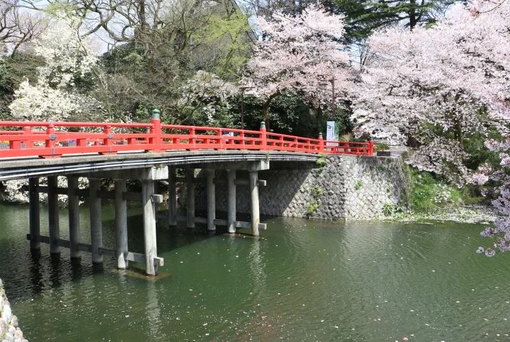 Công viên Takaoka Kojo, Toyama, Nhật Bản