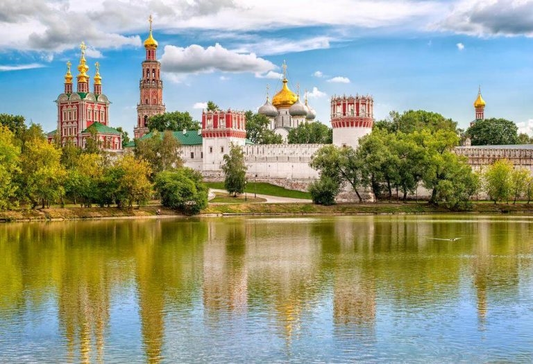 u Viện Novodevichy – Điểm Đến Ở Moscow