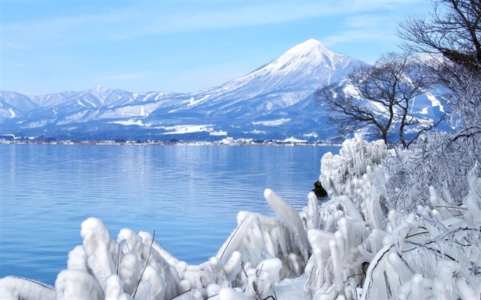 Hồ Inawashiro, Fukushima, Tohoku, Nhật Bản