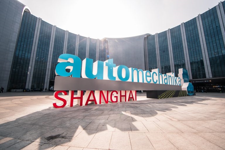 Hội chợ thiết bị, linh kiện, phụ tùng ngành công nghiệp Ô tô Thượng Hải