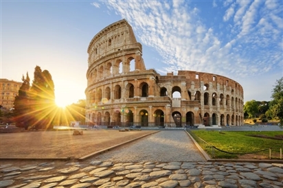 Đấu trường La Mã cổ đại Colosseum, Rome, Ý