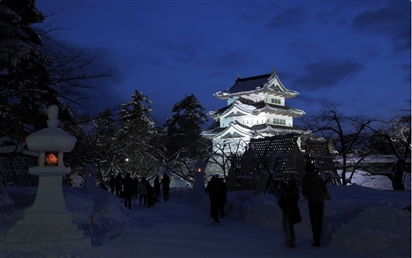 Lễ hội Đèn lồng Tuyết tại Thành Hirosaki, Aomori, Tohoku, Nhật Bản