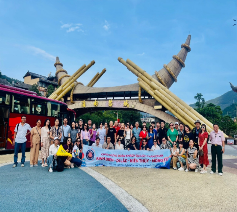 Tour du lịch Bình Biên - Di Lặc